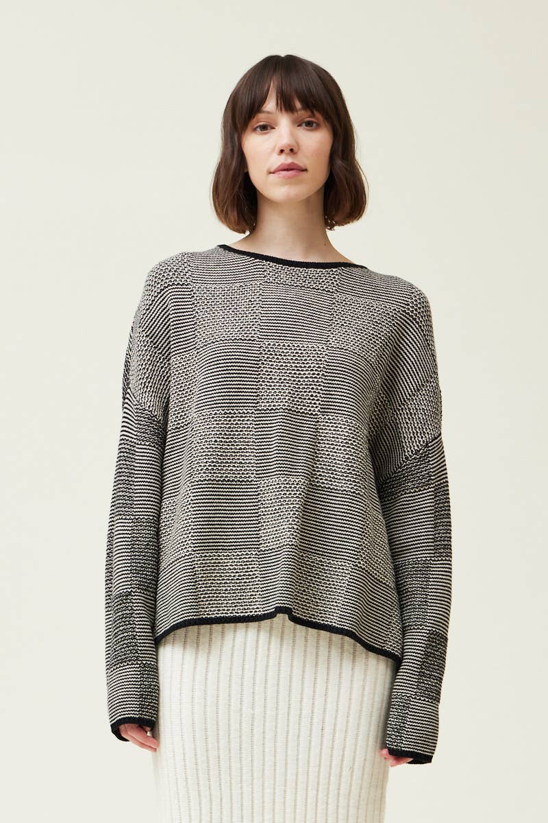 JACQUARD SWEATER TOP